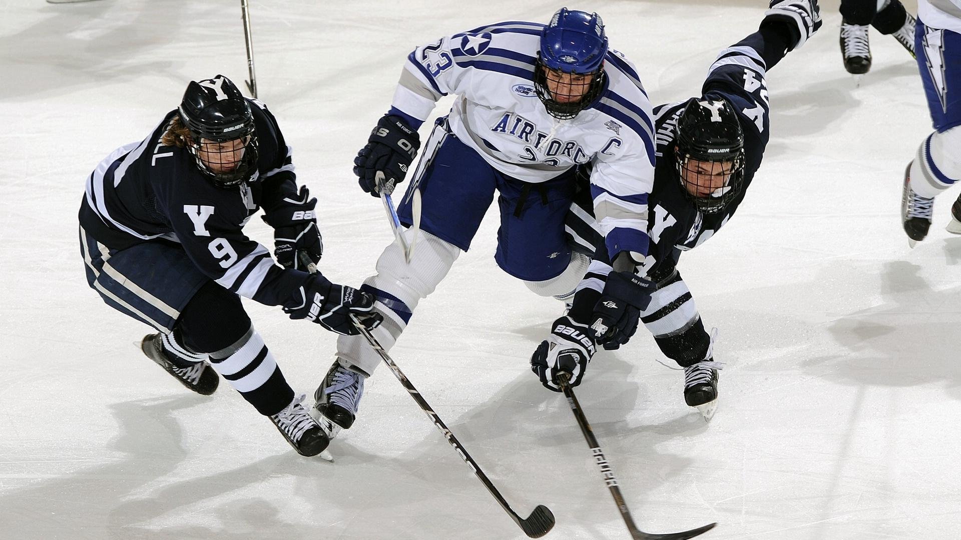 中国篮球的希望在年轻一代，中国篮球现状的看法和未来的展望